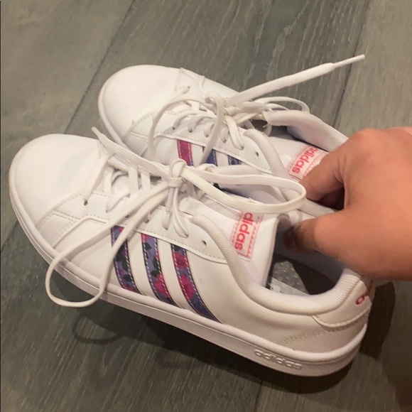 cute womens adidas sneakers